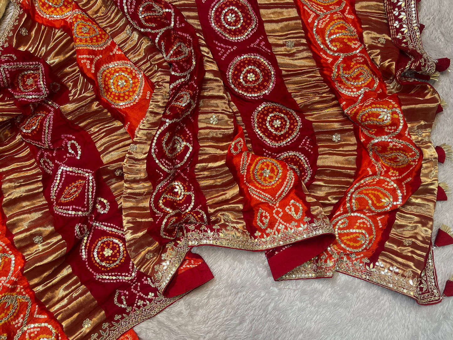 10 Lakri Patta Gaji Silk