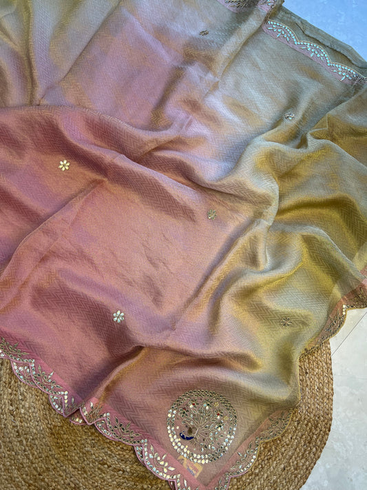 Ombre Tissue Weaving