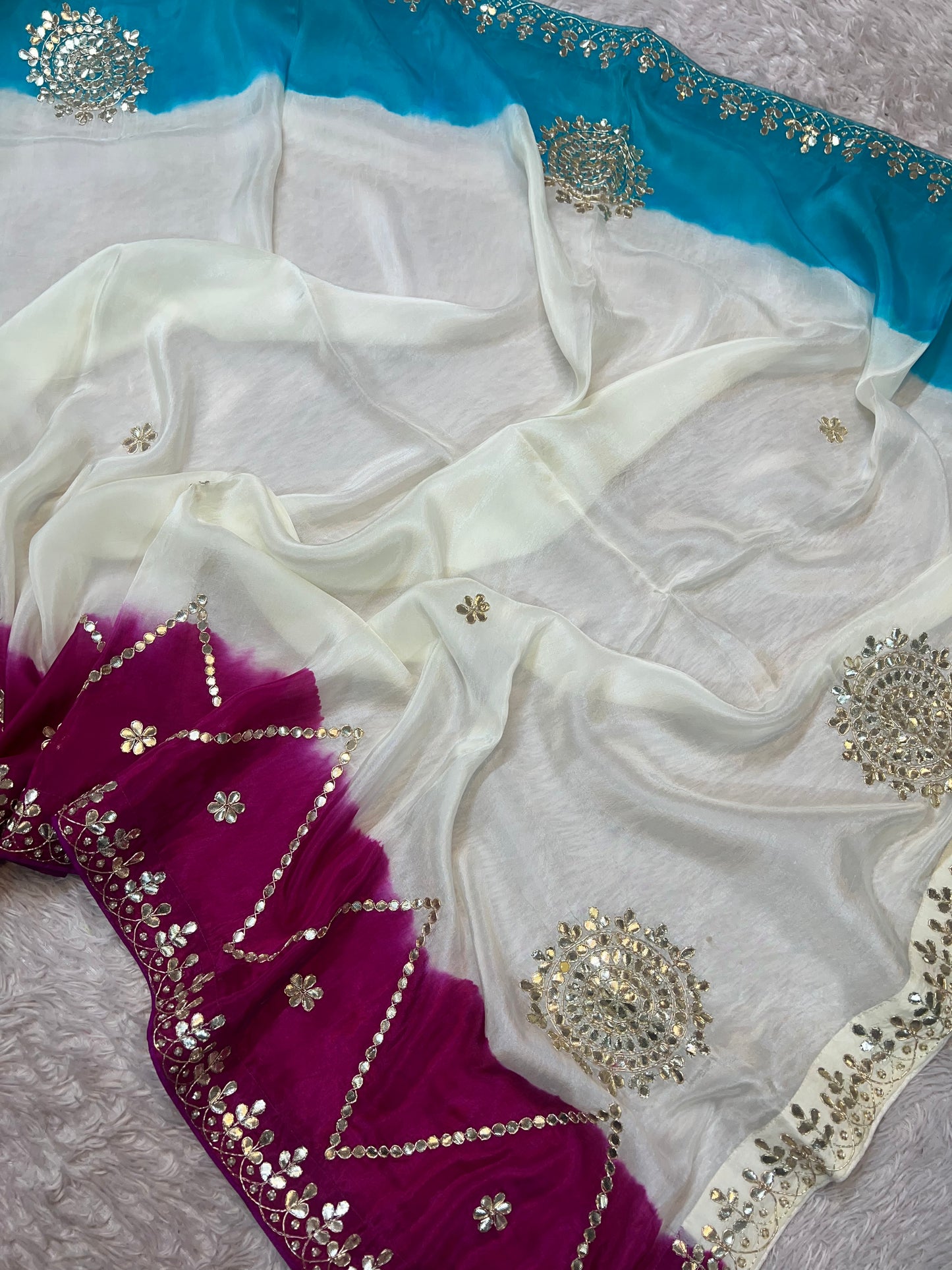 Rangrekha Saree