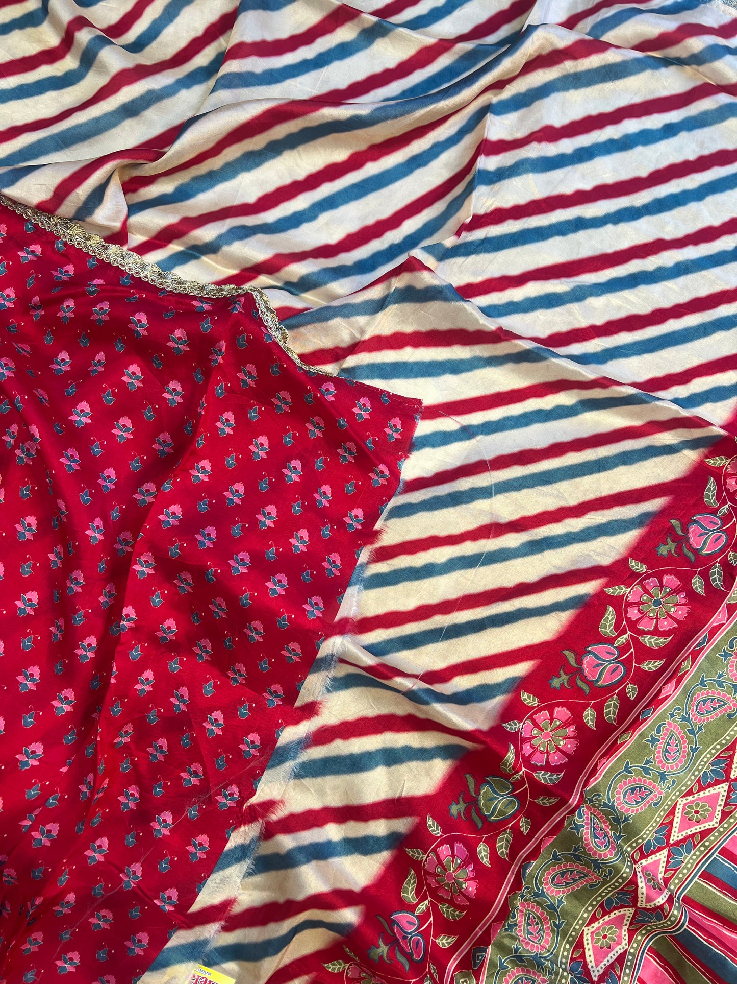 Multicolor Lehriya