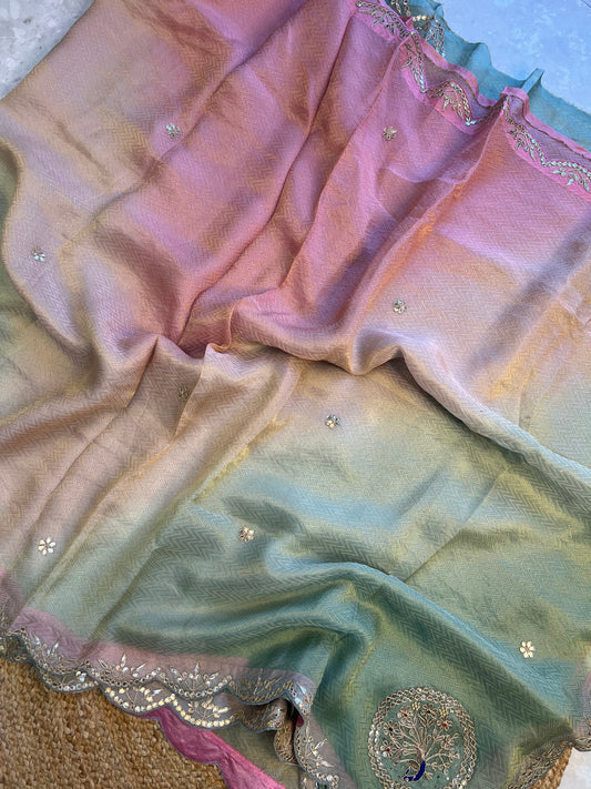 Ombre Tissue Weaving