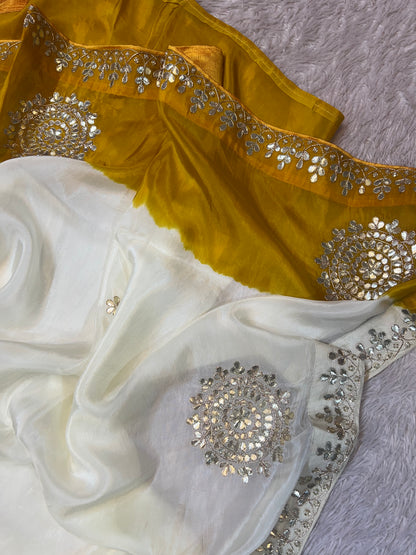 Rangrekha Saree