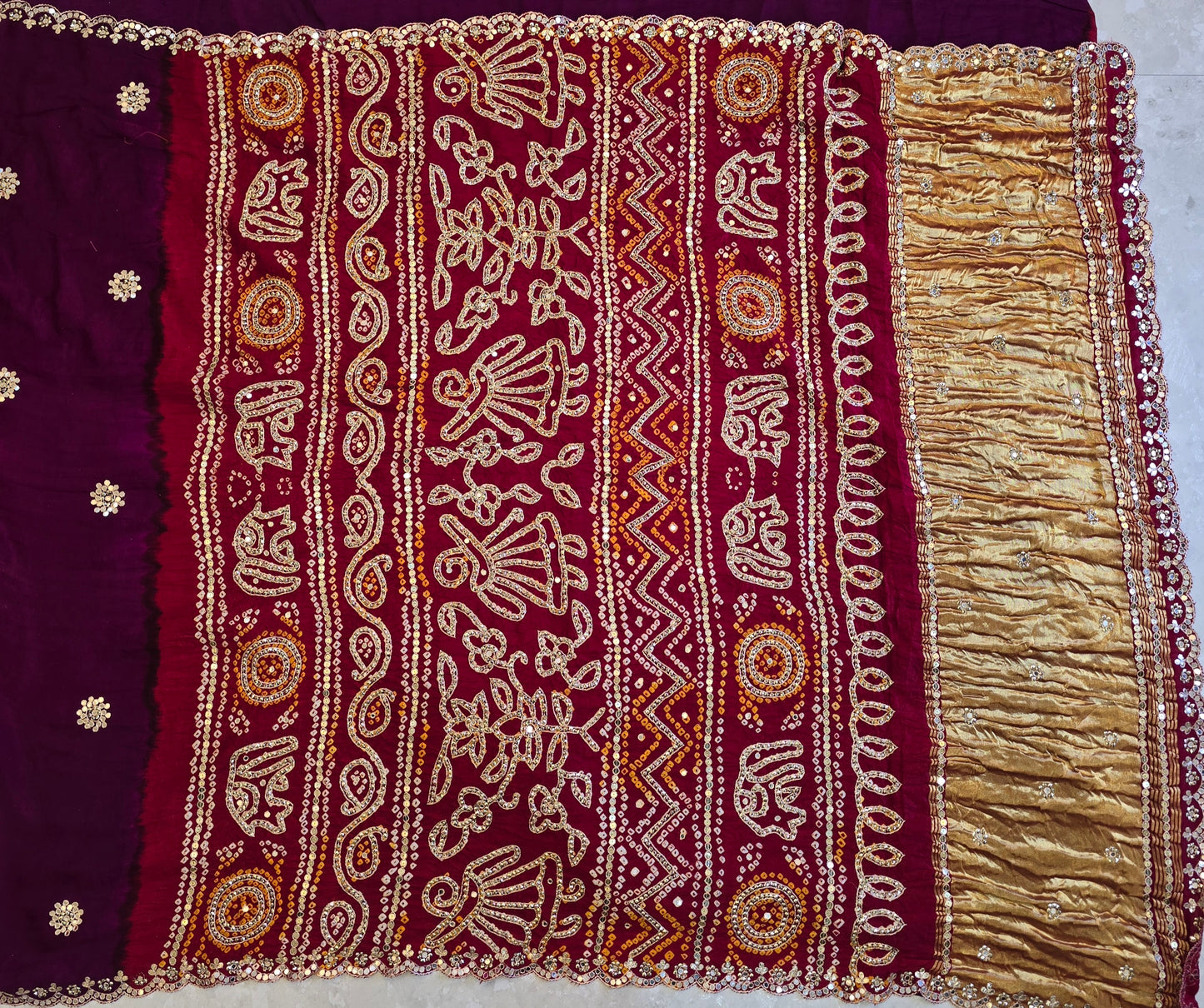 Faabiana Bandhani