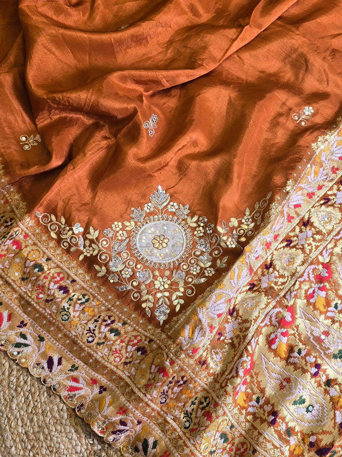 Paithani x Handwork