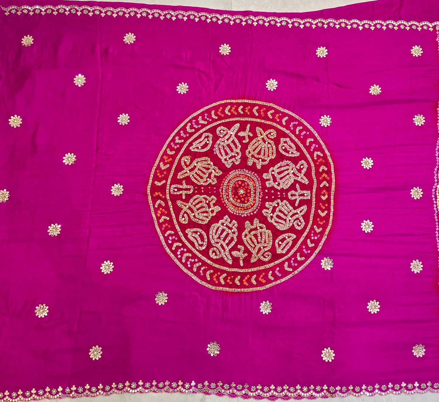Faabiana Bandhani