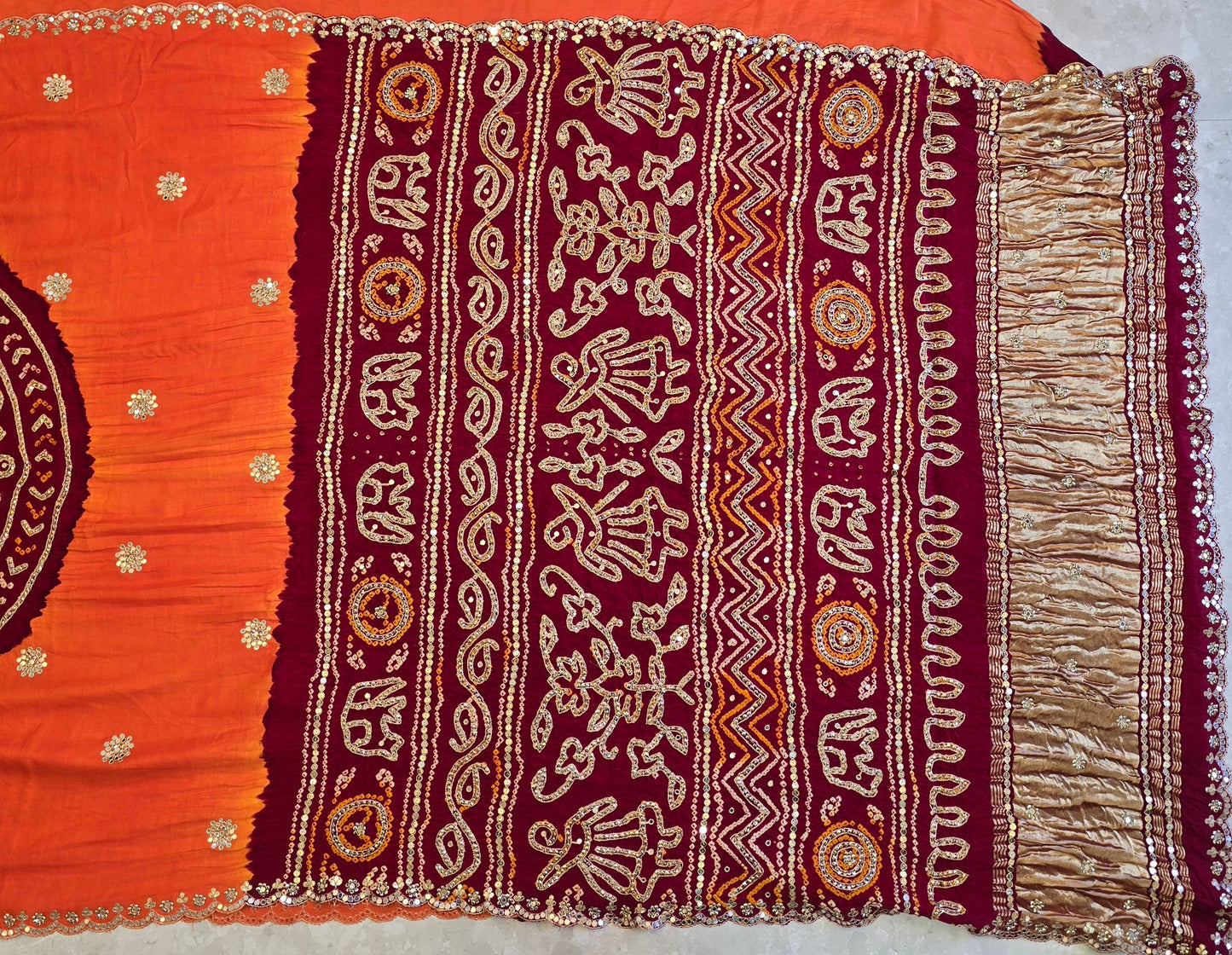 Faabiana Bandhani