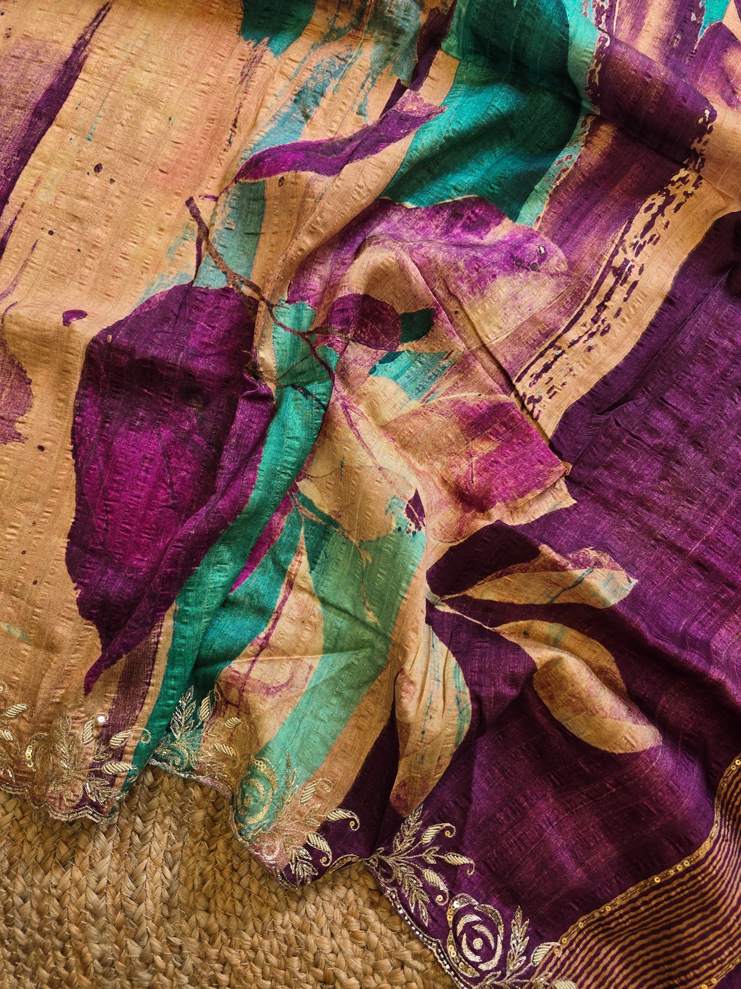 Abstract Print Saree